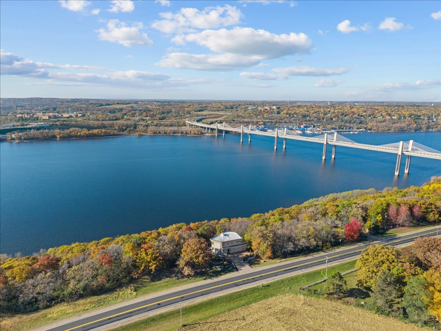 Building Photo - 1248 WI-35