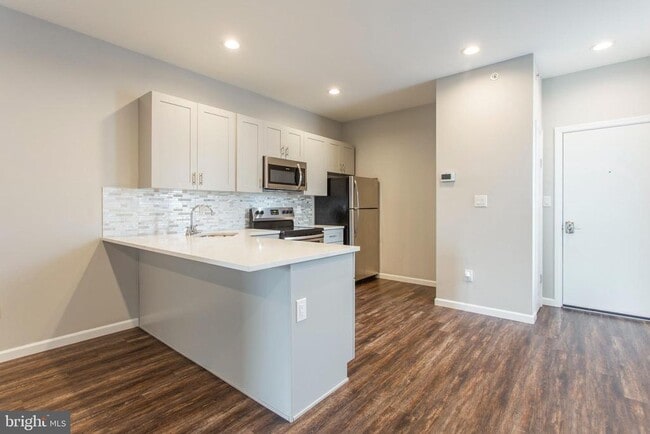 Building Photo - 1917 N 7th St