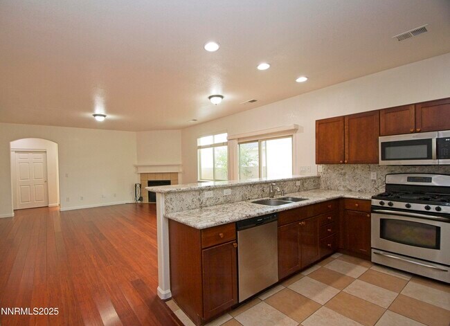 Building Photo - 1558 Teal Dr