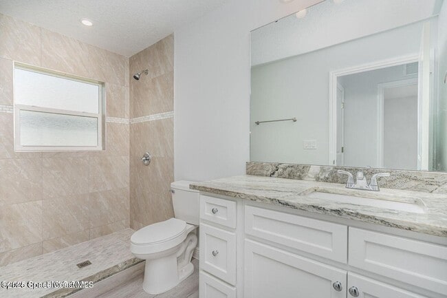 Building Photo - 2128 Arnold Palmer Dr