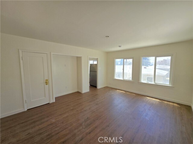 Building Photo - 121 W Lomita Ave