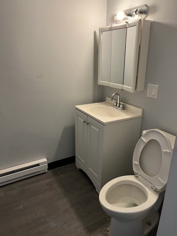 Building Photo - 115 2nd St