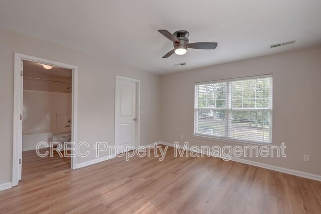 Building Photo - 184 Grand Oaks Dr
