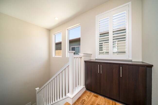 Building Photo - Coming soon - 2Bed/2.5Bath TOWNHOUSE FOR RENT IN MILPITAS - $3,850/mo
