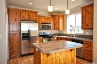 Building Photo - 16275 SW Gage Ln