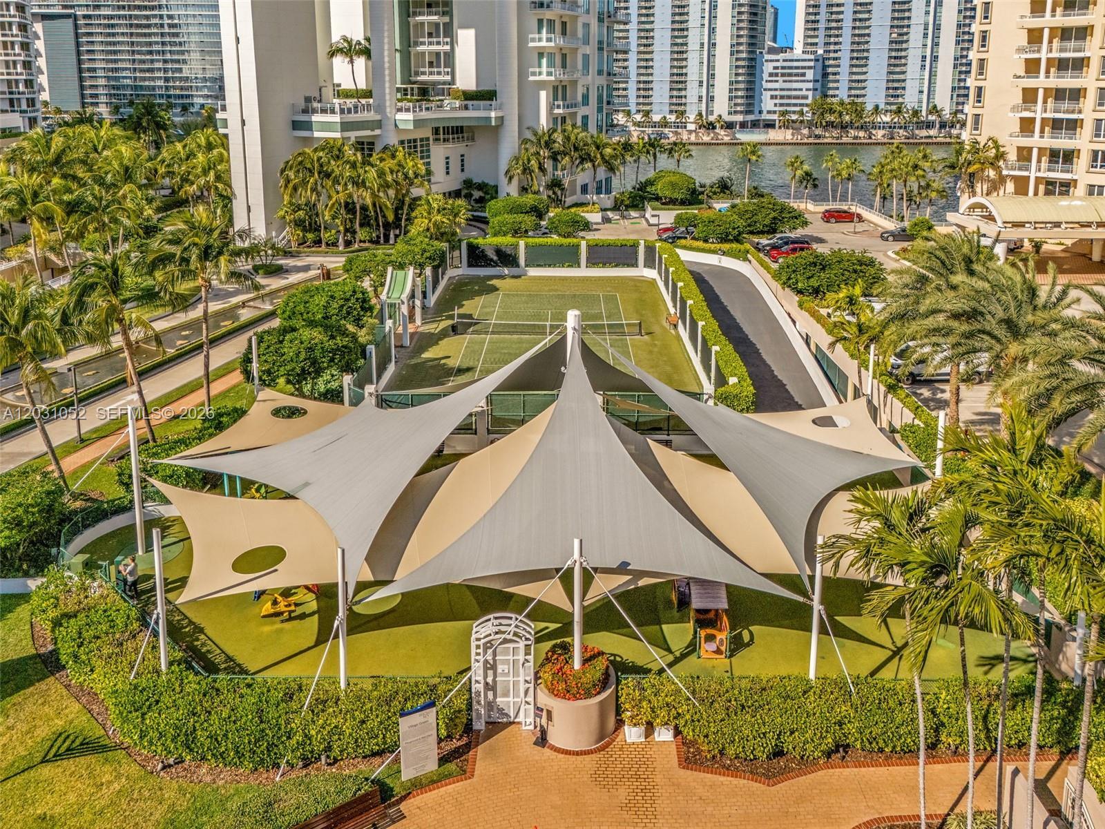 Building Photo - 701 Brickell Key Blvd