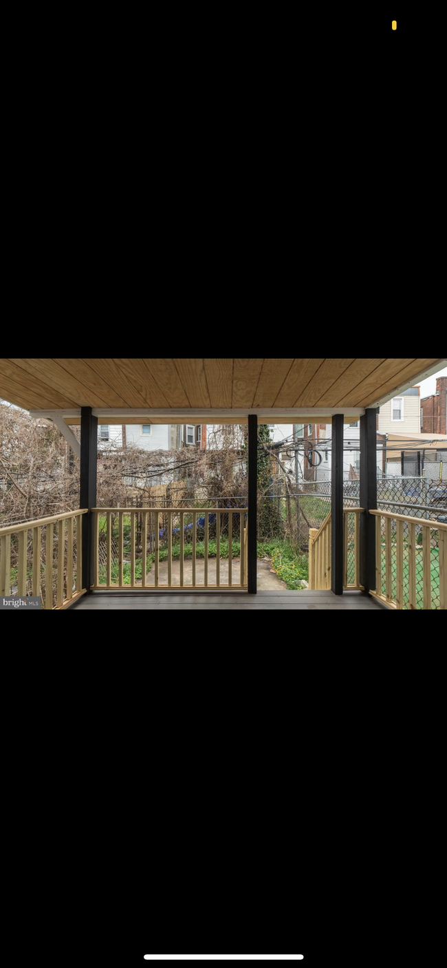 Deck/backyard - 1628 N Redfield St