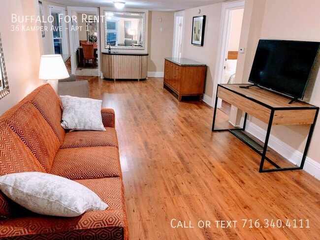 Building Photo - 36 Kamper Ave