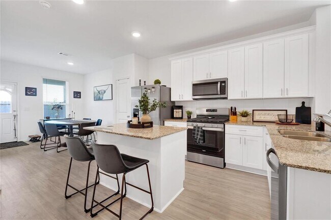 Building Photo - 23823 Escardilla Dr