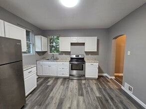 Building Photo - Newly updated 1 bedroom 1 bath apartment for rent!