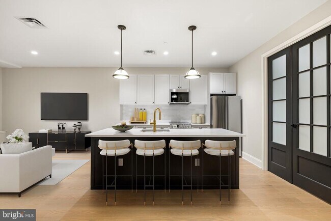 Building Photo - 200S Broad St