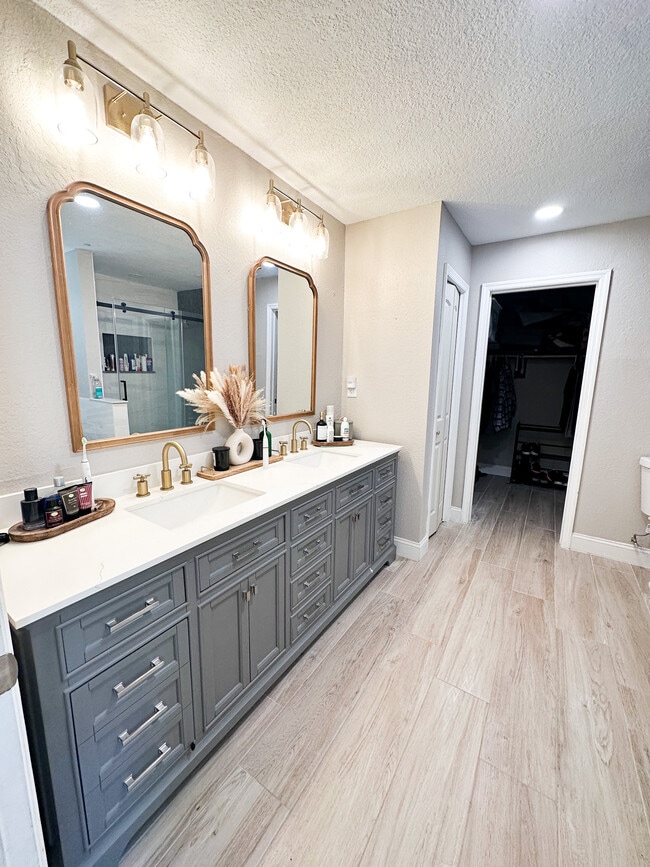 Building Photo - 1577 Compass Ct