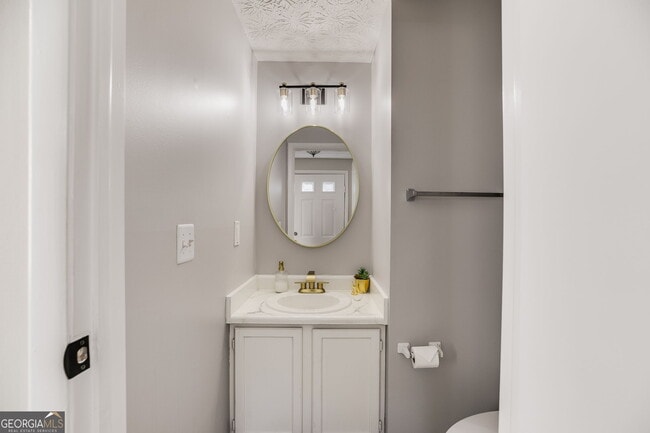 Building Photo - 6413 Wedgewood Trce