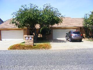 Primary Photo - 8302 Albany Ave