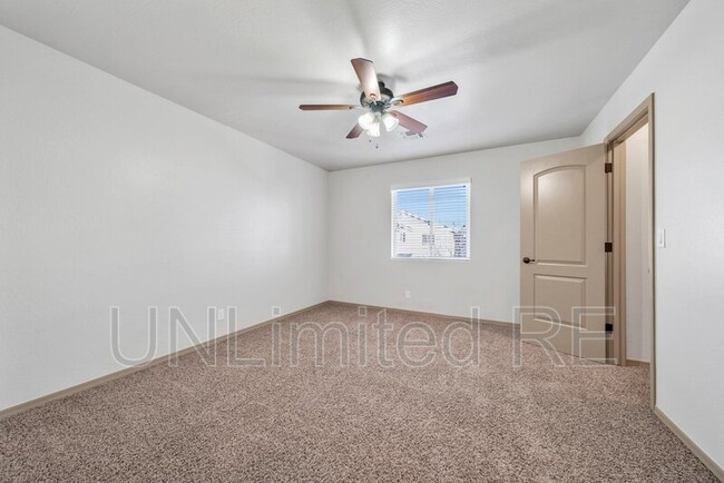 Building Photo - 2805 S Flagstone Ln