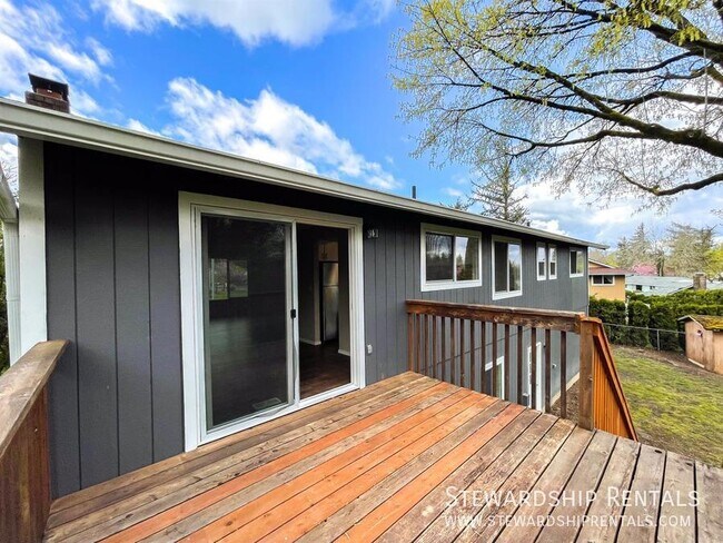 Building Photo - 3620 SE 36th Cir