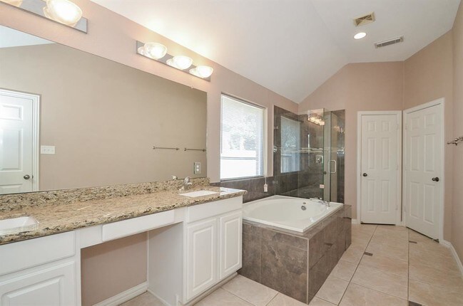 Building Photo - 7439 Parkcross Pl