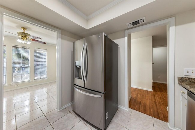 Building Photo - 9600 Gambels Quail Dr