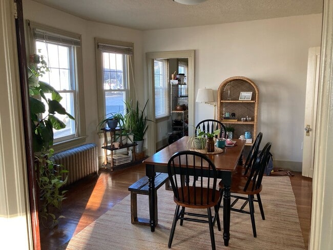 Building Photo - Mansfield Heights | 313-315 Mansfield