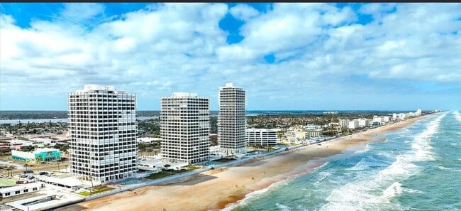 Building Photo - 2828 N Atlantic Ave