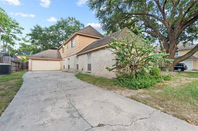 Building Photo - 14714 Ridgechase Ln