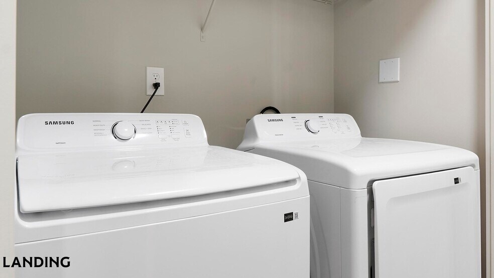 Building Photo - 49 Boulevard SE