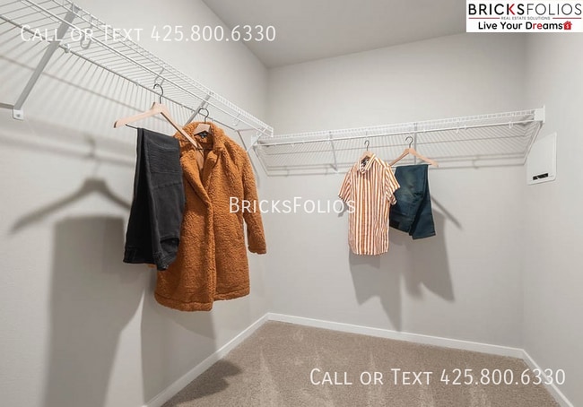 Building Photo - 4205 Pronghorn Pl
