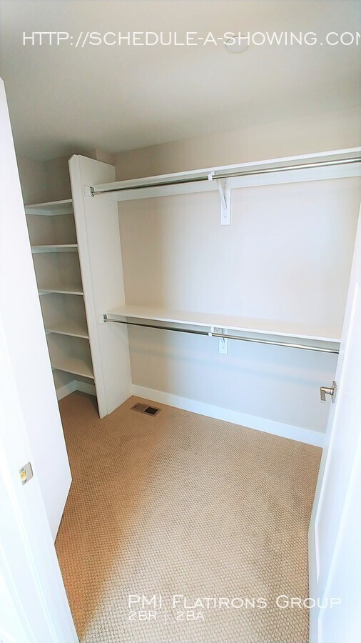 Building Photo - Brand New Cherrywood Condo