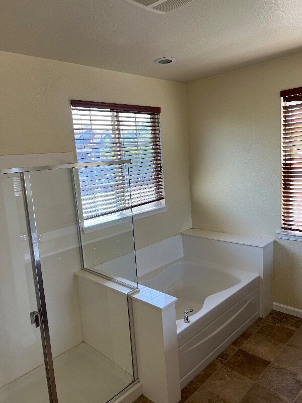 Building Photo - 9405 Clemente Dr