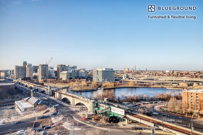 Building Photo - 8 Whittier Pl