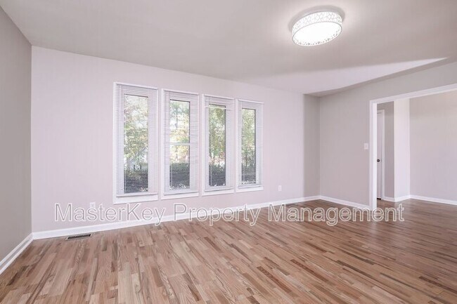 Building Photo - 4017 Grimstead Ln