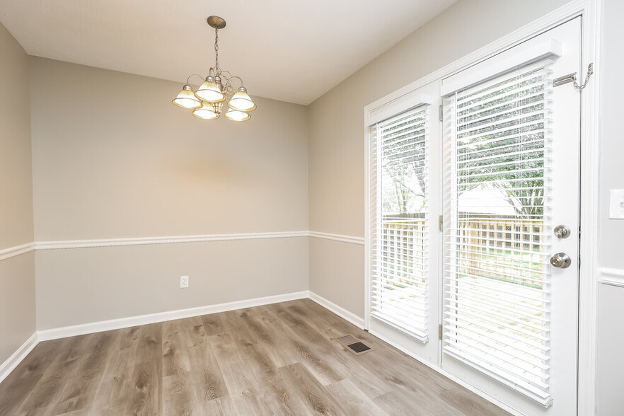 Building Photo - 317 John Henry Dr