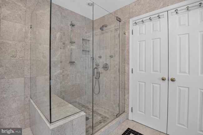 Building Photo - 11432 Cedar Ridge Dr