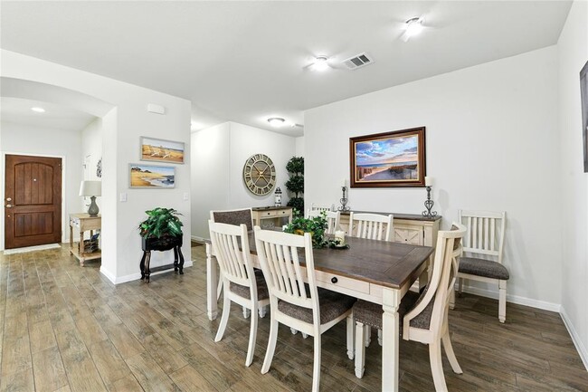 Building Photo - 107 Calhoun Ln