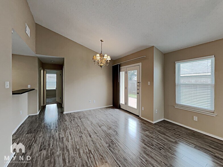 Building Photo - 12331 Tomanet Trail