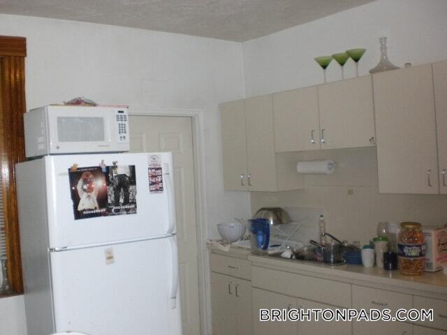 Building Photo - 53 Brackett St