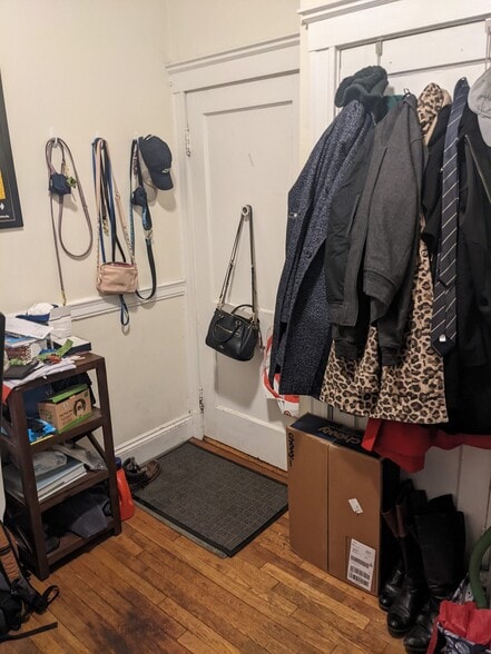 Building Photo - 309 Allston St