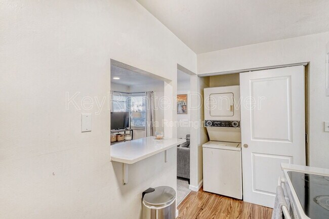 Building Photo - 1456 Ivy St