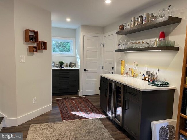 Building Photo - 7308 Idylwood Rd