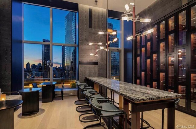 Building Photo - 138 Willoughby St