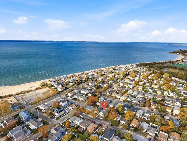 Building Photo - 11 7th St