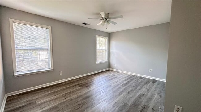 Building Photo - 515 Weathervane Ct