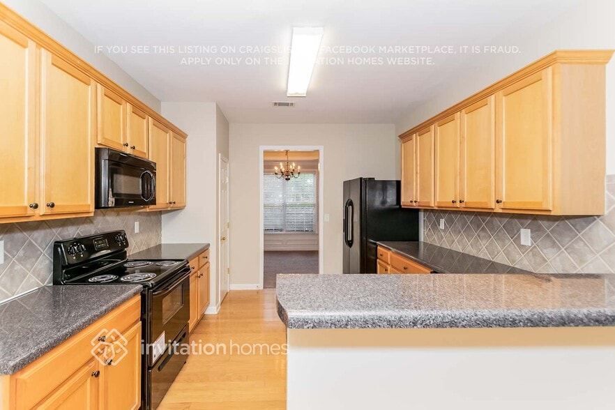 Building Photo - 2737 High Creek Run