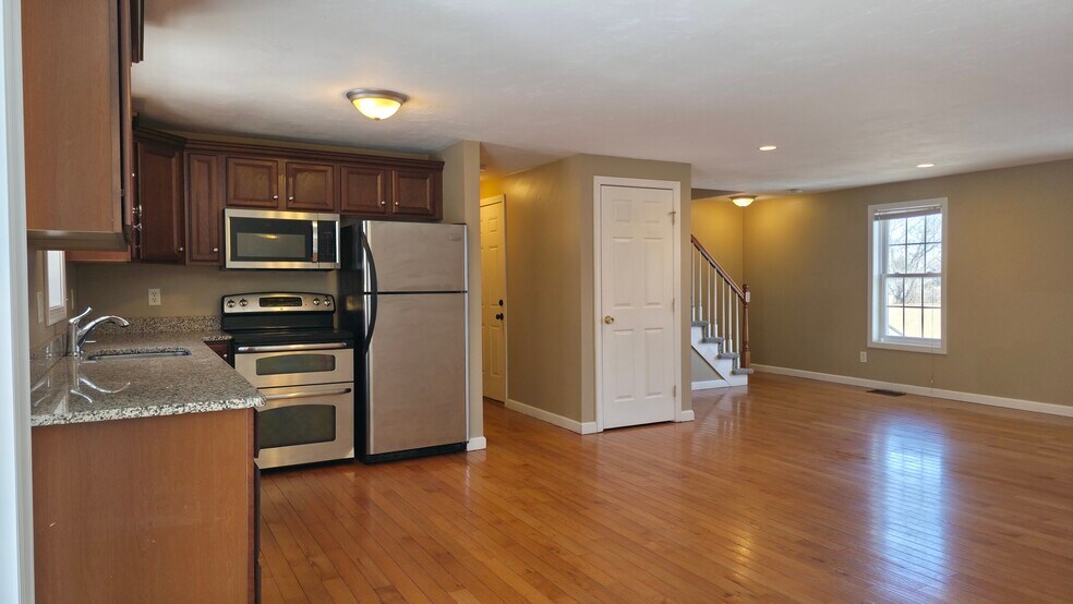 Building Photo - 1 Rosamond St