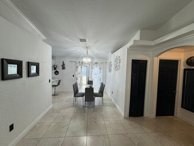 Building Photo - COMING SOON 3-2 Stunning House