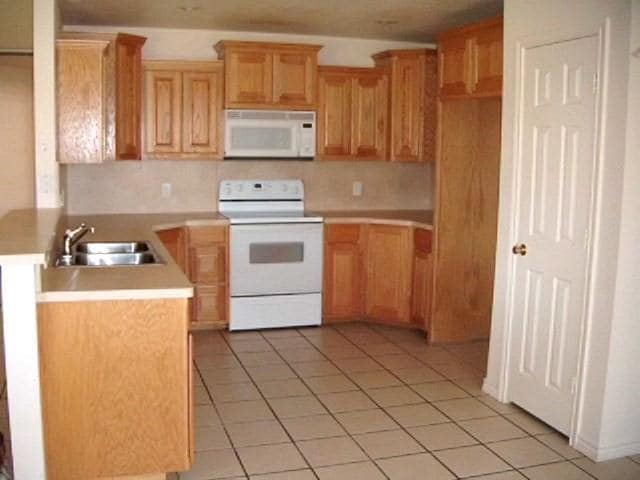 Building Photo - 330 Windjammer Rd