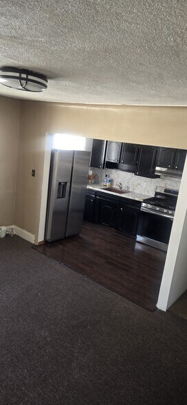 Building Photo - 9431 97th St