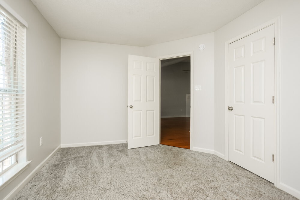 Building Photo - 5290 Kristy Ln
