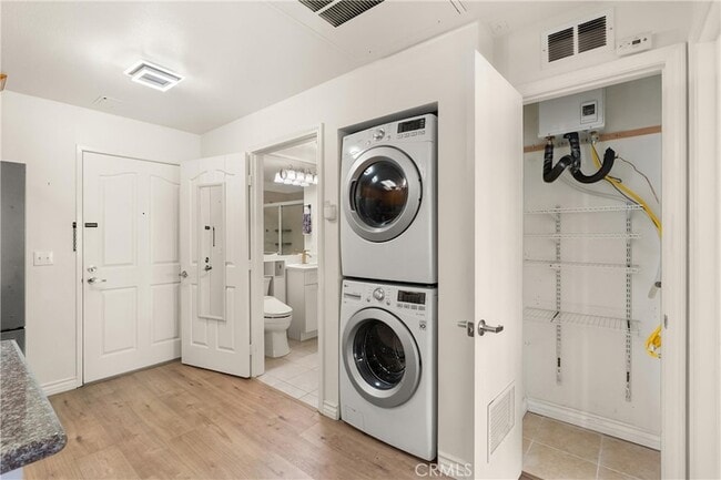 Building Photo - 17888 Alburtis Ave