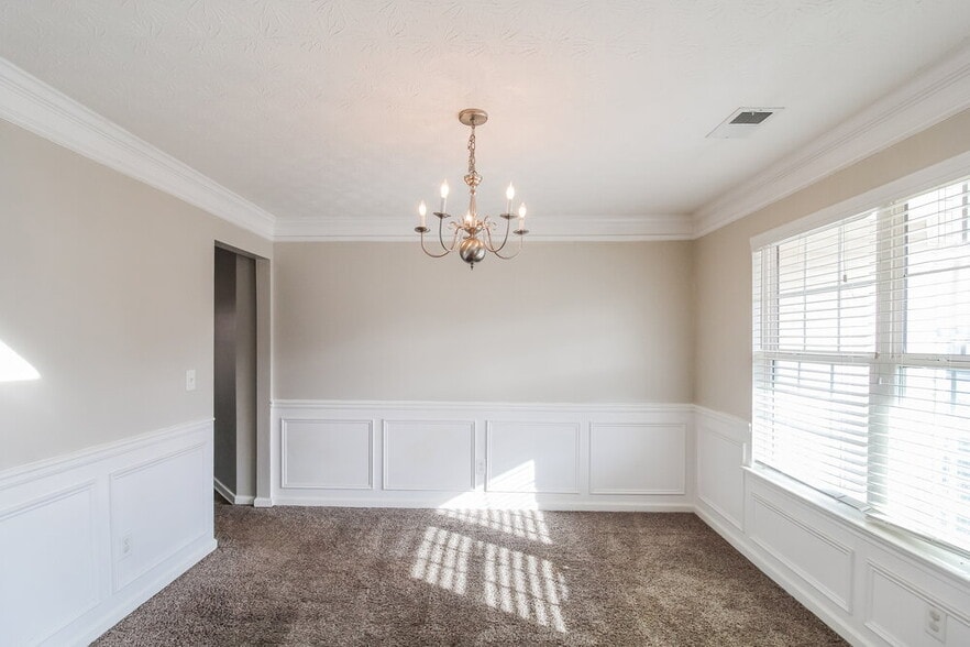 Building Photo - 296 Millstone Dr